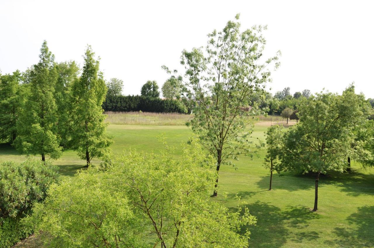 Golf Jesolo Village ➔ Attico Con Piscina Экстерьер фото
